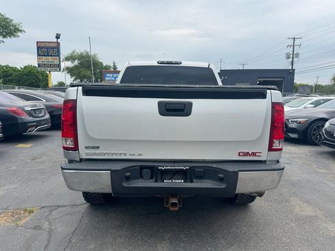 Used 2010 GMC Sierra 1500 SLE w/ Power Pack Plus RWD image 6