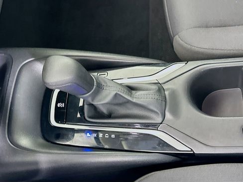 Certified 2024 Toyota Corolla LE FWD image 17