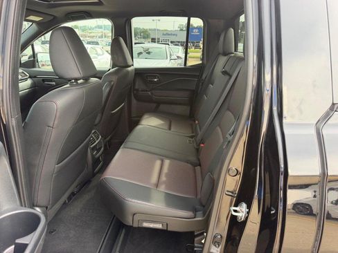 Used 2023 Honda Ridgeline Black Edition image 8