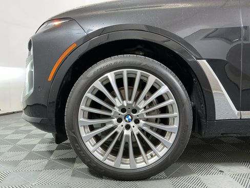 Certified 2025 BMW X7 xDrive40i AWD/4WD image 8