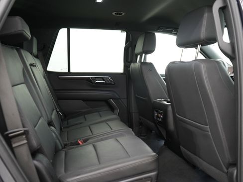 Used 2025 Chevrolet Tahoe Z71 AWD/4WD image 14