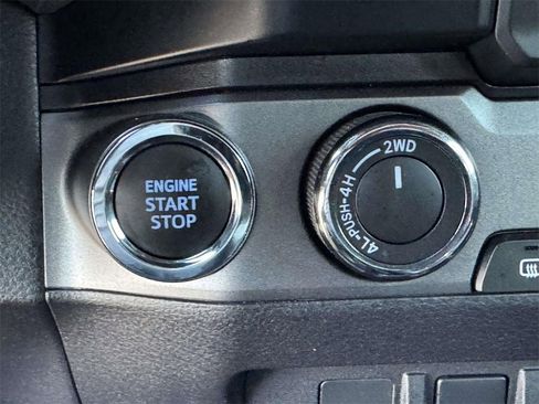 Used 2023 Toyota Tacoma TRD Sport image 9