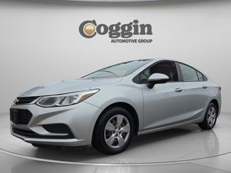 Used 2018 Chevrolet Cruze LS video 1