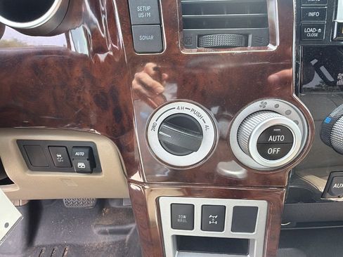 Used 2008 Toyota Sequoia Limited image 36