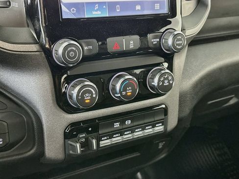 New 2026 RAM 3500 Tradesman w/ Chrome Appearance Group AWD/4WD image 15