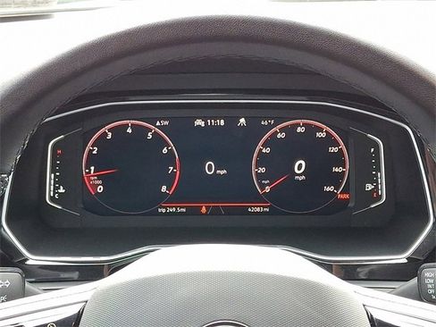 Used 2024 Volkswagen Jetta GLI 40th Anniversary Edition image 19