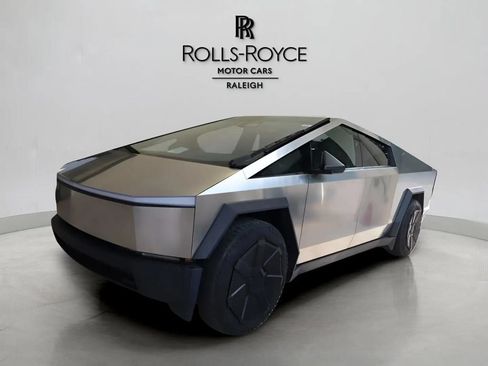 Used 2024 Tesla Cybertruck Cyberbeast AWD/4WD image 7
