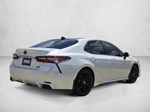 Used 2021 Toyota Camry XSE FWD image 5