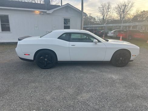 Used 2016 Dodge Challenger SXT w/ Super Sport Group (SS/T) image 6