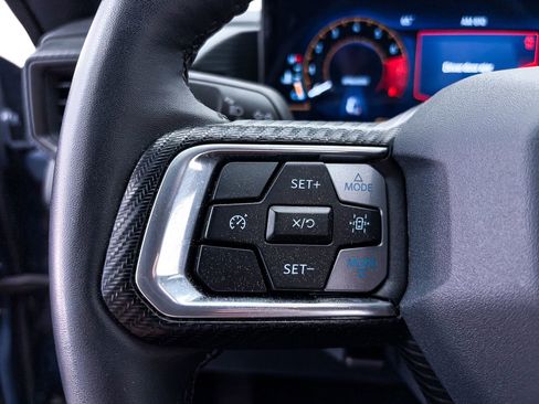 Used 2025 Ford Mustang Coupe RWD image 28