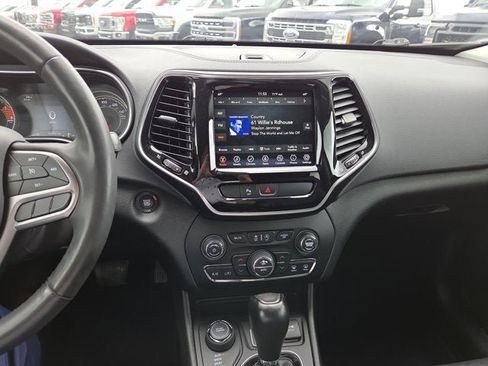 Used 2021 Jeep Cherokee Limited AWD/4WD image 16