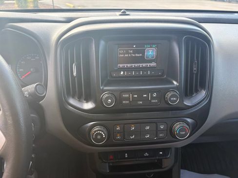 Used 2016 Chevrolet Colorado W/T w/ WT Convenience Package AWD/4WD image 13