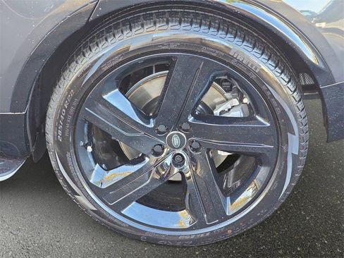 New 2026 Land Rover Discovery Limited Edition image 34