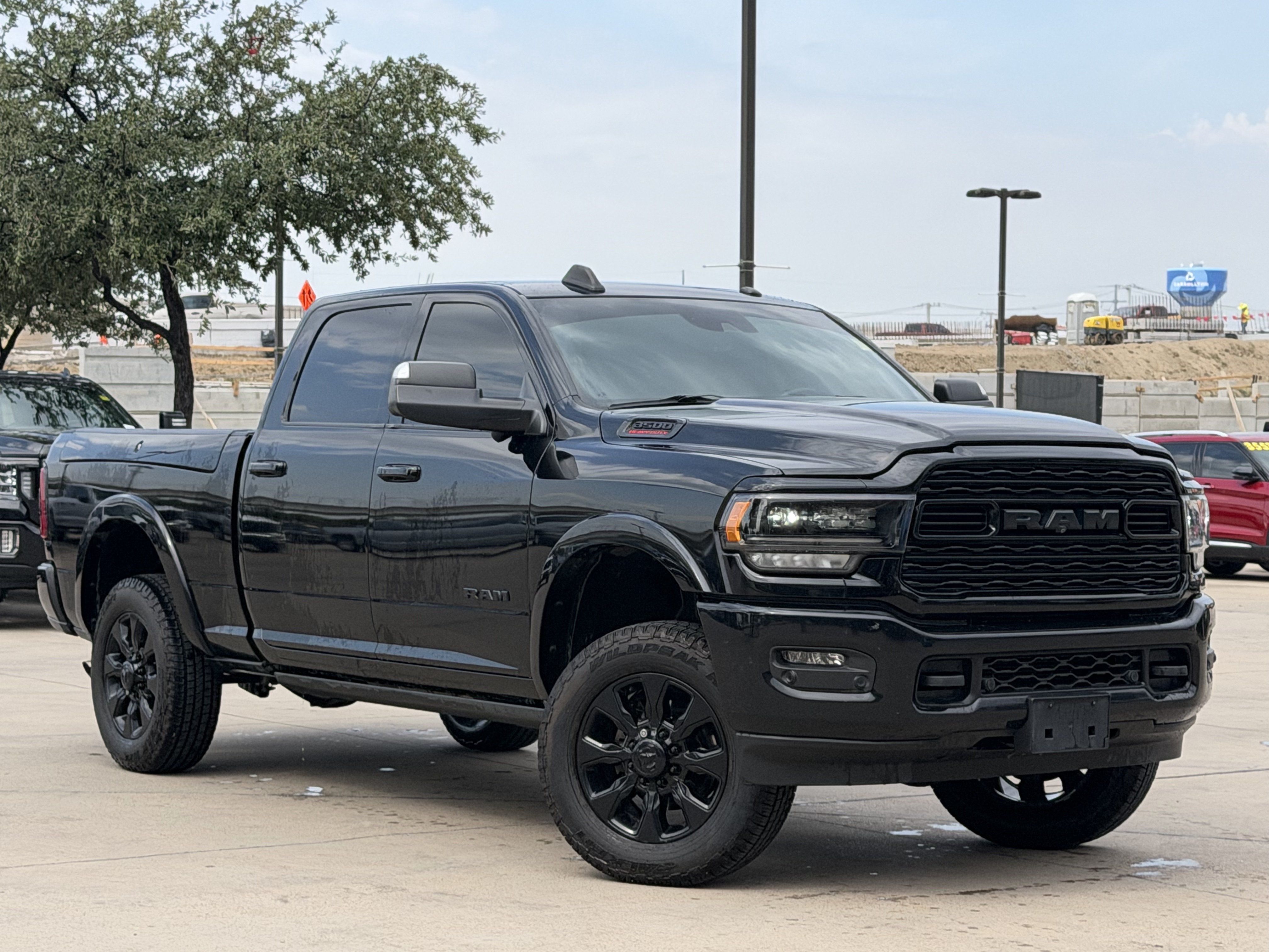 Used 2022 RAM 3500 Limited AWD/4WD image 2