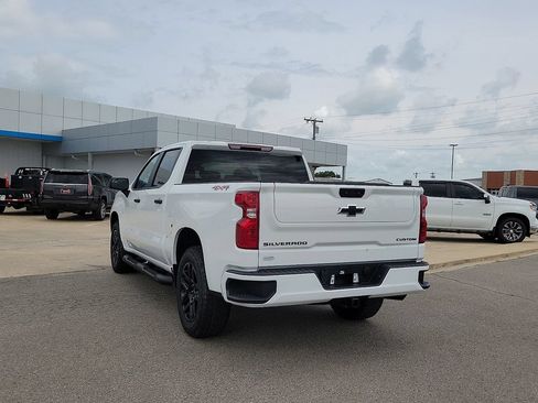 New 2026 Chevrolet Silverado 1500 Custom w/ Turbomax Blackout Package AWD/4WD image 5