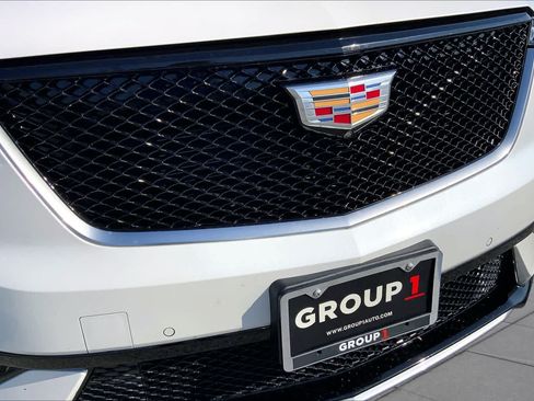 Used 2025 Cadillac XT6 Sport w/ Technology Package AWD/4WD image 29