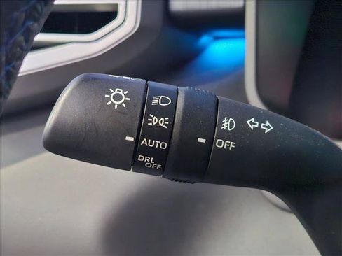 Used 2024 Toyota Sequoia Platinum AWD/4WD image 13