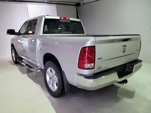 Used 2018 RAM 1500 Classic SLT image 18