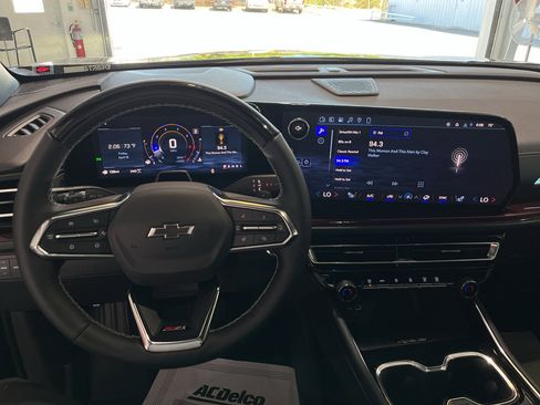 New 2026 Chevrolet Traverse Z71 w/ Enhanced Driving Package image 17