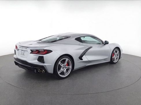 Used 2022 Chevrolet Corvette Stingray Preferred Cpe w/ Battery Protection Package RWD image 7