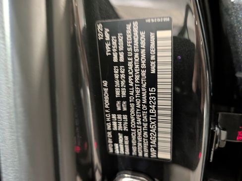 New 2026 Porsche Macan S image 40