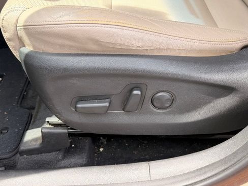 Used 2017 Hyundai Tucson SE Plus AWD/4WD image 16