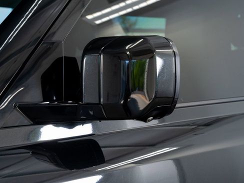 Used 2024 Land Rover Defender 90 S AWD/4WD image 21