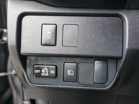 Used 2023 Toyota Tacoma SR image 21