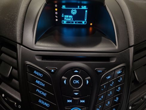 Used 2017 Ford Fiesta SE image 25