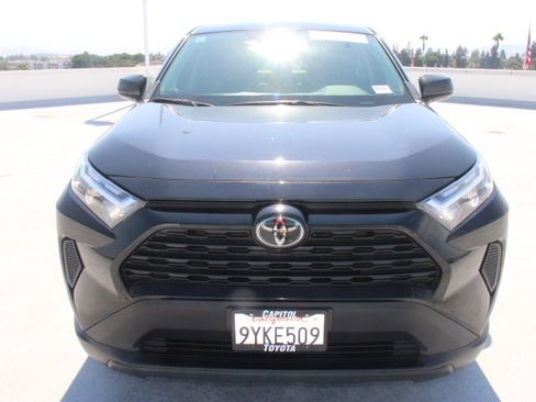 Certified 2024 Toyota RAV4 LE AWD/4WD image 7