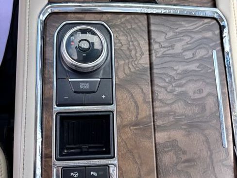 Used 2021 Ford Expedition Max Platinum RWD image 19