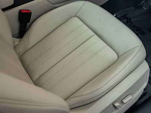 Used 2020 Audi Q5 2.0T Premium Plus w/ Premium Plus Package AWD/4WD image 39
