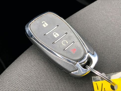 Used 2024 Chevrolet TrailBlazer LS w/ LS Convenience Package FWD image 15