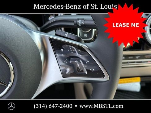 Certified 2025 Mercedes-Benz GLA 250 4MATIC image 16