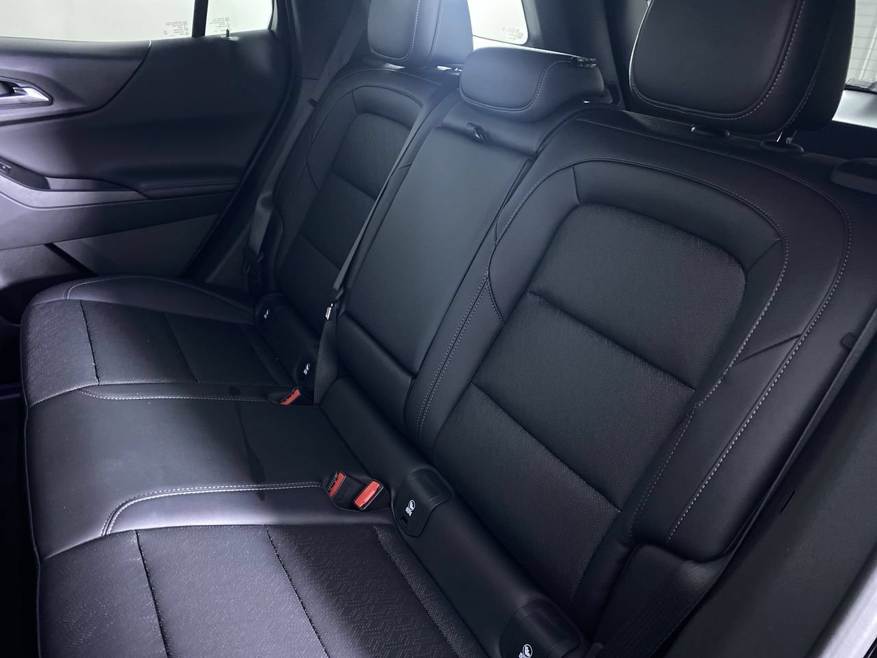 Certified 2025 Chevrolet Equinox LT w/ Convenience Package II FWD image 13
