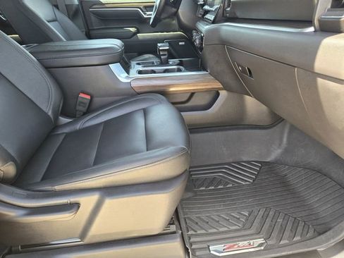 Used 2025 Chevrolet Silverado 1500 RST image 14