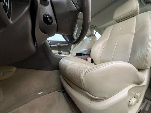 Used 2009 INFINITI G37 Journey w/ Premium Pkg image 14