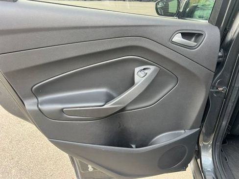 Used 2018 Ford Escape SEL FWD image 16