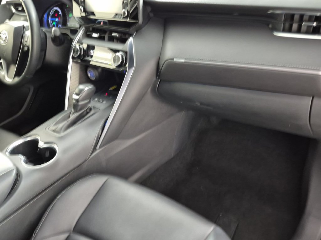 Used 2022 Toyota Venza XLE AWD/4WD image 29
