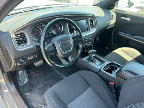 Used 2019 Dodge Charger R/T RWD image 13