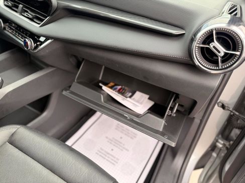 Used 2025 Chevrolet Equinox LT w/ Convenience Package II image 22