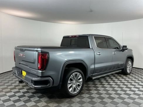 Used 2021 GMC Sierra 1500 Denali w/ Denali Ultimate Package AWD/4WD image 4