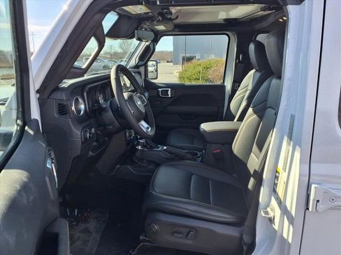 New 2026 Jeep Wrangler Sahara image 22