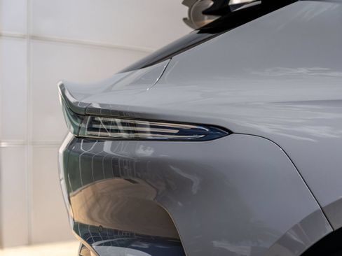 Used 2023 Aston Martin DBX 707 AWD/4WD image 8