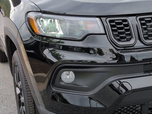 New 2026 Jeep Compass Latitude AWD/4WD image 9