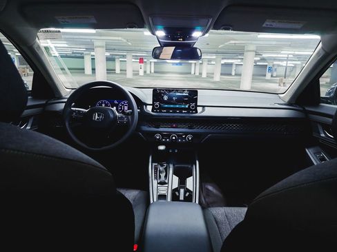 Used 2025 Honda Accord LX image 3