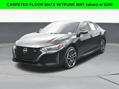 Used 2024 Nissan Sentra SR w/ SR Premium Package FWD image 4