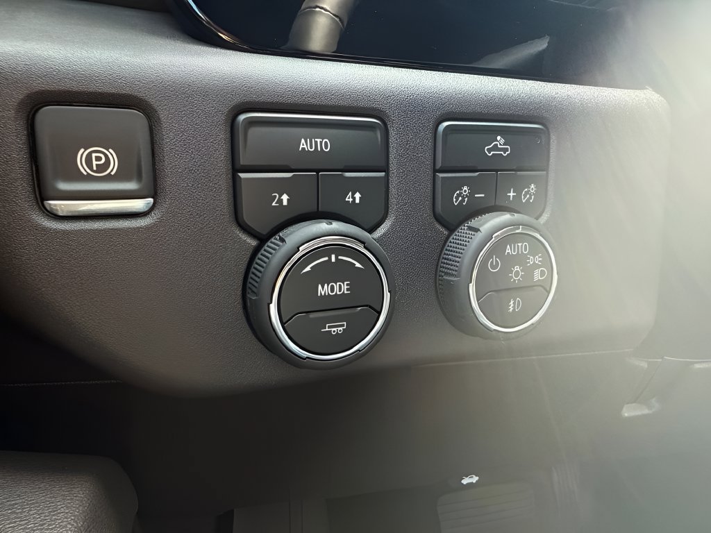 New 2026 Chevrolet Silverado 1500 RST w/ RST Select Package AWD/4WD image 24