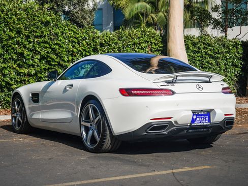 Used 2017 Mercedes-Benz AMG GT Coupe image 4
