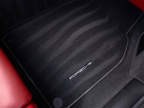 Used 2020 Porsche 911 Carrera 4S image 45